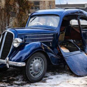 VRAK AUTA Škoda Popular v HDR